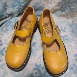 Dr. Marten VTG Mary Jane yellow size 9